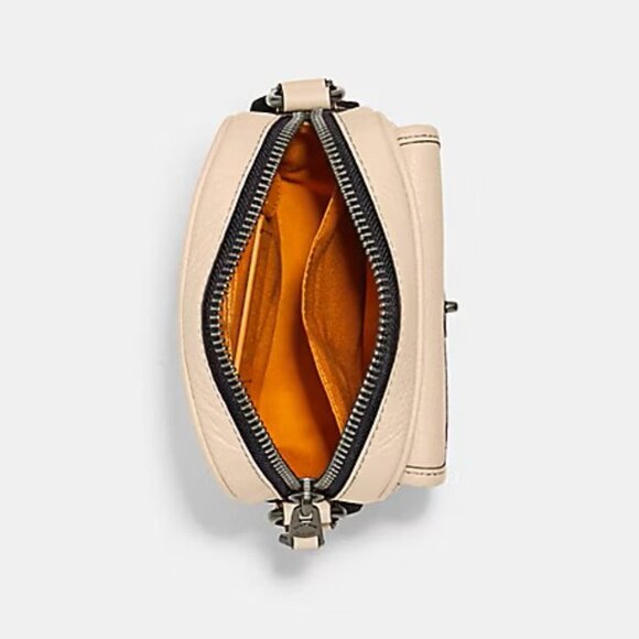 Coach X Peanuts Heritage Crossbody With Snoopy Motif Ivory Multi CE613 - Picture 3 of 9